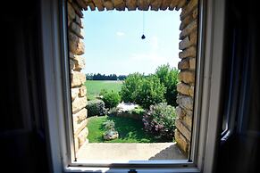 Le Mas Des Aigras - Hôtel & Restaurant