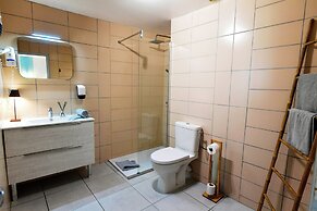 Le Mas Des Aigras - Hôtel & Restaurant