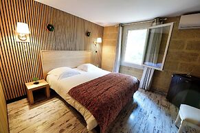 Le Mas Des Aigras - Hôtel & Restaurant