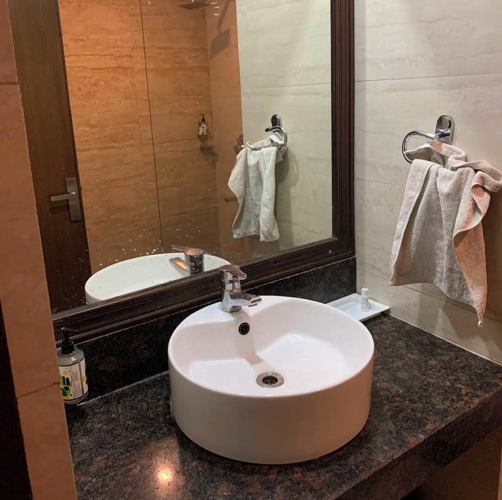 HOTEL S C RESIDENCY