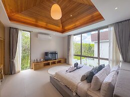 Luxury 3BR Pool Villa PrideLux 4 L10