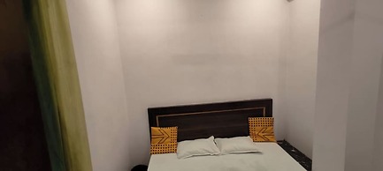 Royal Kashi Lodge