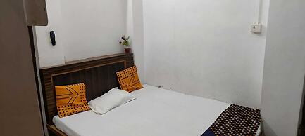 Royal Kashi Lodge