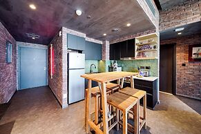 PVH - Modern Edgy 1BR - Downtown Views