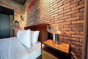 PVH - Modern Edgy 1BR - Downtown Views