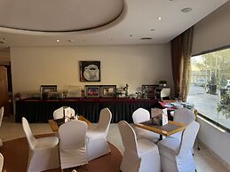 Mayon Hotel
