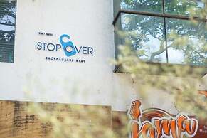 Stopover Backpackers Stay