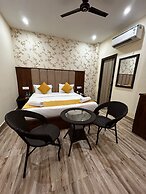 Aries Inn