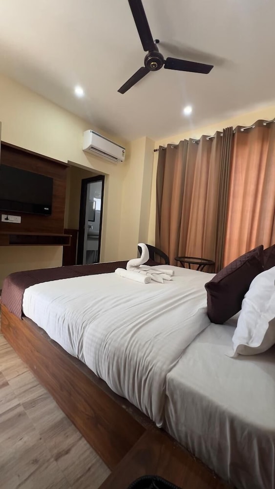 Aries Inn