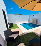 Two Brand new Adjacent Properties With Private Pool