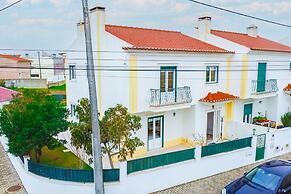 Casa dos Minaus by Acasadascasas