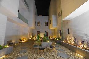 Mayun Serviced Apartments