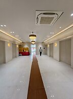 Hotel K A Square
