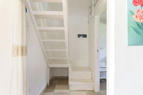 Trullo Mandorlo by Wonderful Italy