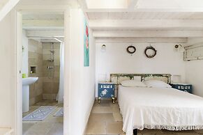 Trullo Mandorlo by Wonderful Italy