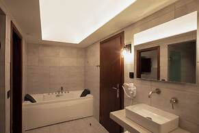 Anemos Suites Mani
