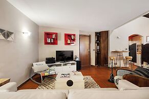 Via della Luce Apartments