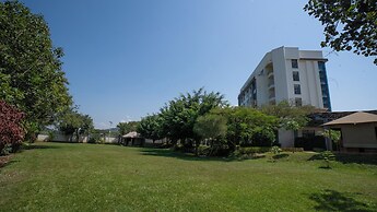 FAIRWAYS HOTEL KISUMU