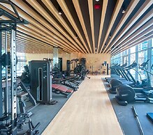 Urban Escape Studio Pool, Gym & Stylish Living