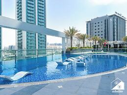 Urban Escape Studio Pool, Gym & Stylish Living