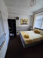 Lynbar Hotel