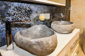 Traditional Samos Home With Jacuzzi and Private Balcony