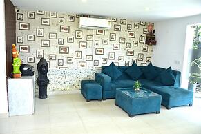 Tipsyy inn 007