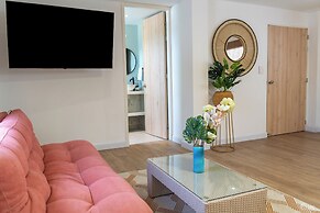 Casana Rosa Hotel