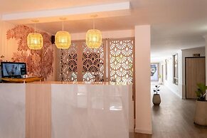 Casana Rosa Hotel