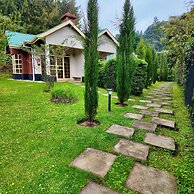 Paradise Farm Cottages Mbui