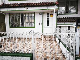 Kuyay Yachi Hostel