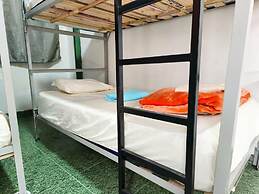 Kuyay Yachi Hostel