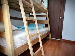 Kuyay Yachi Hostel