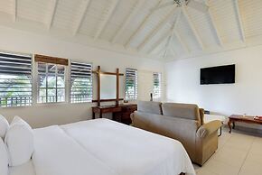 Grand Muthu Runaway Bay