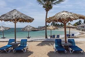 Grand Muthu Runaway Bay