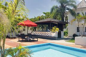 Grand Muthu Runaway Bay