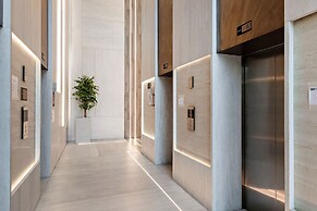 Modern Studio at Paragon