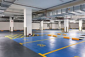 Modern Studio at Paragon