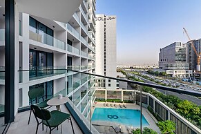 Modern Studio at Paragon