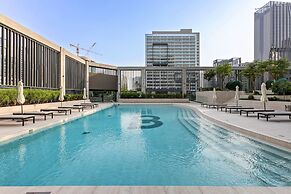 Modern Studio at Paragon