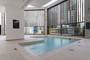 Modern Studio at Paragon