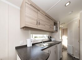Sunseeker Caravan by Belvilla