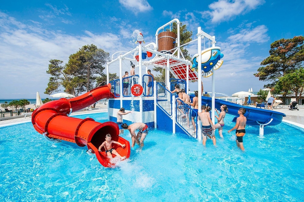 Mobile Homes Zaton Holiday Resort