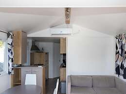 Apartment by Lake Serre-poncon With Pool