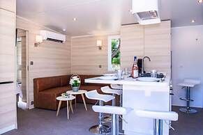VIP Mobile Home With Terrace