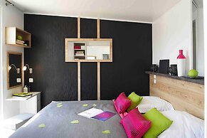 VIP Mobile Home With Terrace