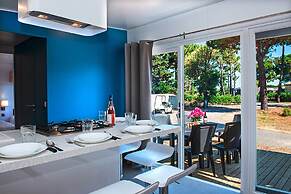 VIP Mobile Home With Terrace