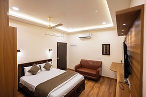 Anand's Abode By Yellow Bells
