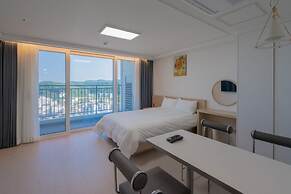 The Ocean by Owners hotel Yangyang