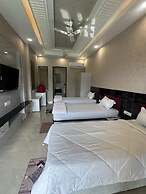 KANHA RETREAT - VRINDAVAN